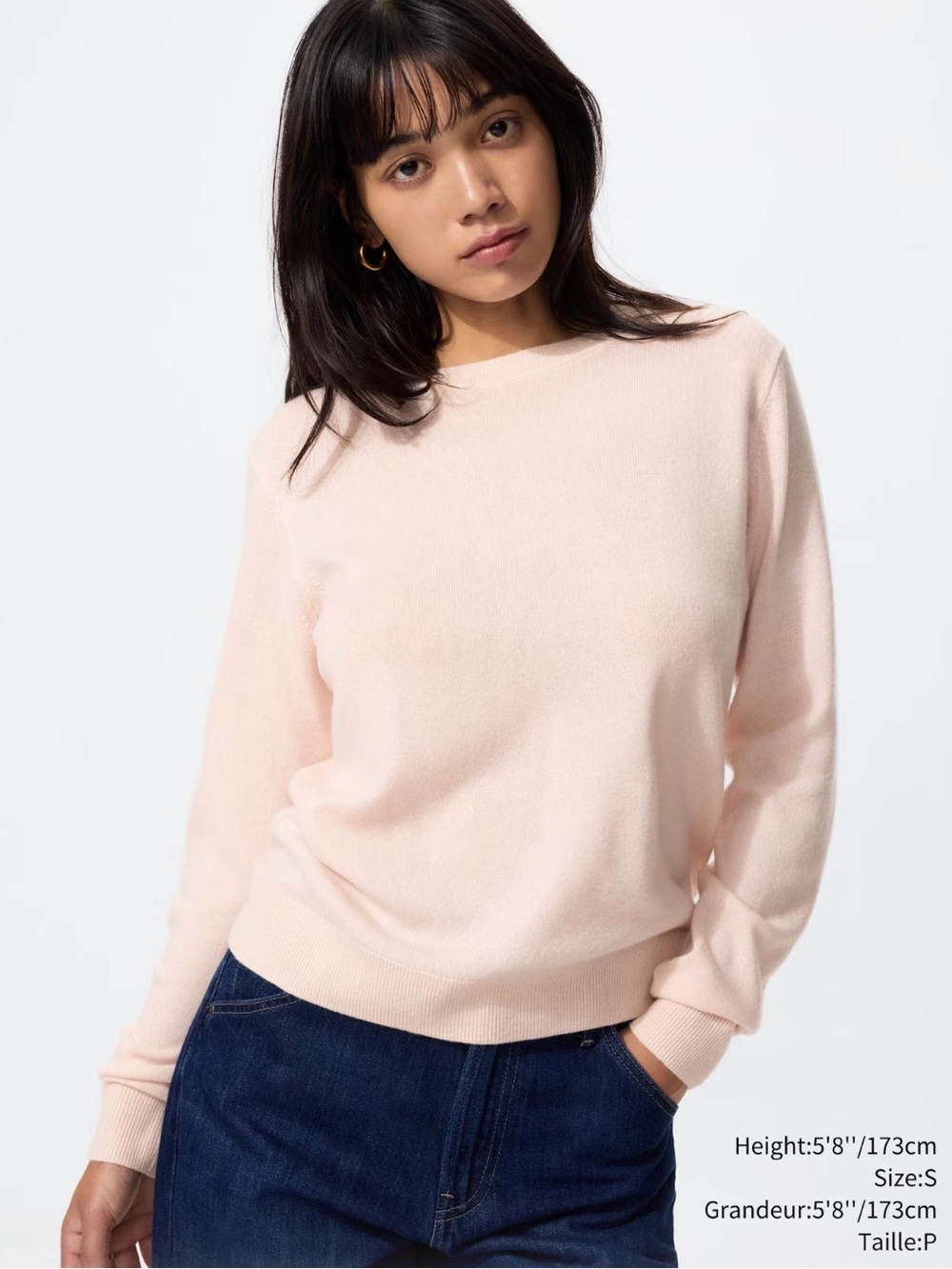Uniqlo Soft Cashmere Crewneck Sweater in Pale Pink